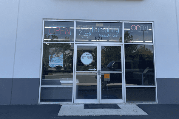 Hot-Spring_Carson_City_Showroom-600x400