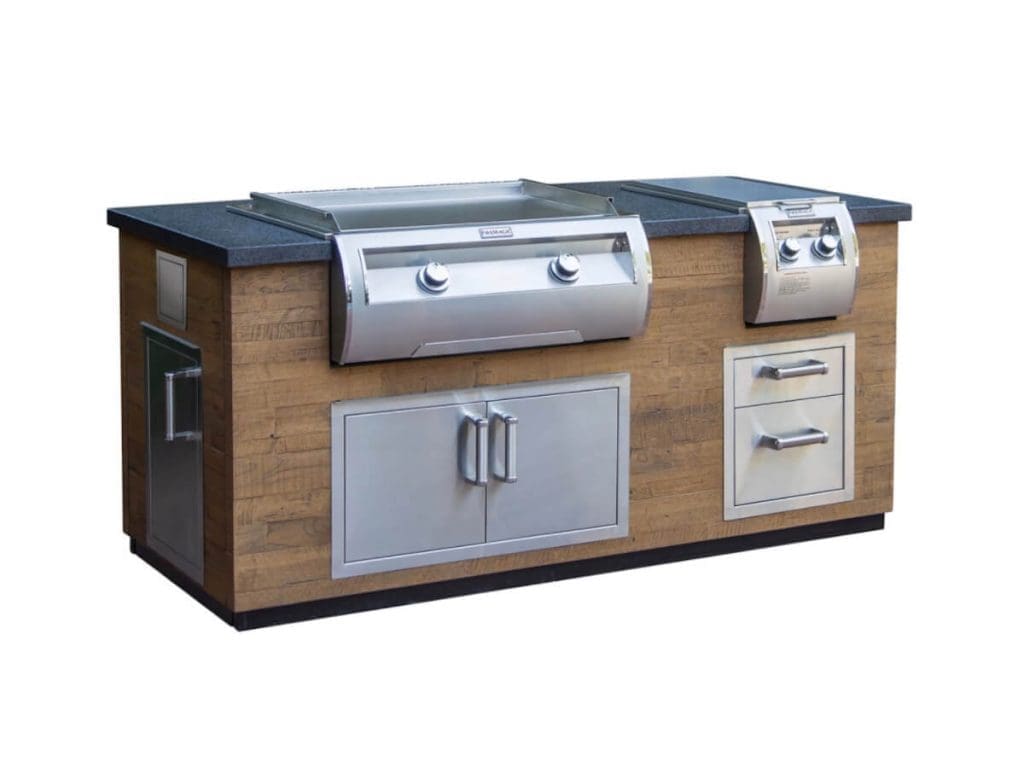 Outdoor Kitchen island with double door setup